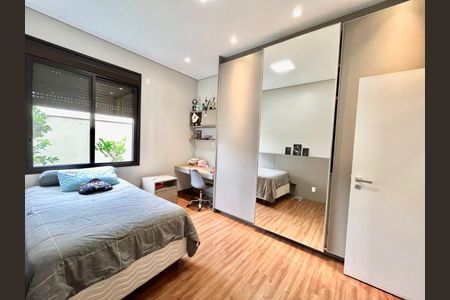 Casa à venda com 4 quartos, 361m² em Trevo, Belo Horizonte