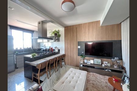 Apartamento à venda com 187m², 4 quartos e 8 vagas