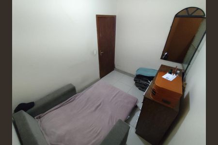 Casa à venda com 240m², 3 quartos e 2 vagas