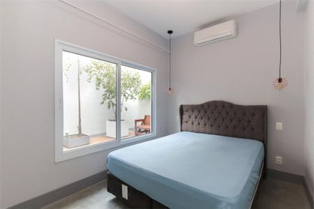 Casa à venda com 2 quartos, 120m² em Chácara Santo Antônio (Zona Sul), São Paulo