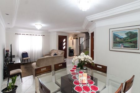 Casa de condomínio à venda com 200m², 3 quartos e 2 vagas Casa de condomínio à venda com 200m², 3 quartos e 2 vagasSala