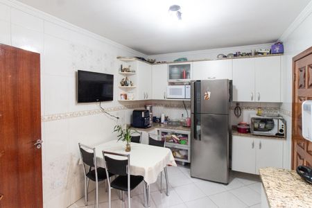 Casa de condomínio à venda com 200m², 3 quartos e 2 vagas Casa de condomínio à venda com 200m², 3 quartos e 2 vagasCozinha