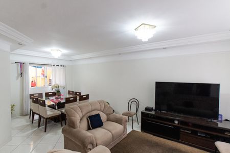 Casa de condomínio à venda com 200m², 3 quartos e 2 vagasSala