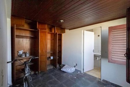Casa à venda com 500m², 5 quartos e 4 vagasSuíte 2