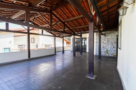 Casa à venda com 500m², 5 quartos e 4 vagasÁrea Externa