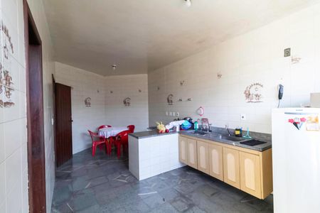 Casa à venda com 500m², 5 quartos e 4 vagasCozinha