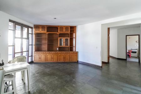 Casa à venda com 500m², 5 quartos e 4 vagasCopa