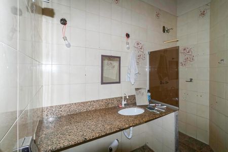 Casa à venda com 500m², 5 quartos e 4 vagasBanheiro Social