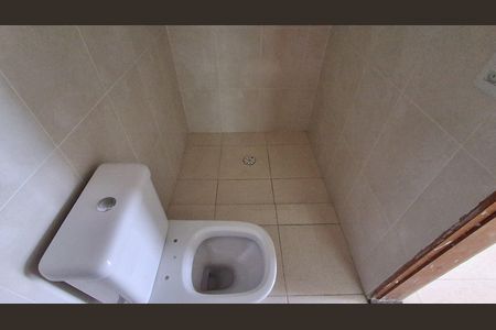 Apartamento à venda com 71m², 2 quartos e 1 vaga Apartamento à venda com 71m², 2 quartos e 1 vagaBanheiro Social