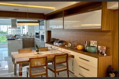 Apartamento à venda com 335m², 3 quartos e 4 vagas