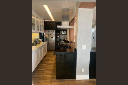 Apartamento à venda com 235m², 3 quartos e 3 vagas
