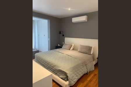 Apartamento à venda com 235m², 3 quartos e 3 vagas