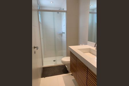 Apartamento à venda com 235m², 3 quartos e 3 vagas