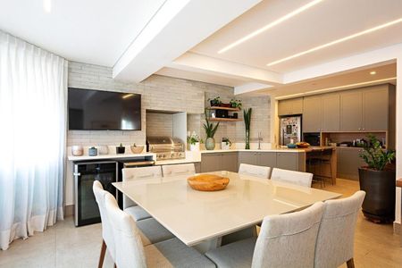 Apartamento à venda com 4 quartos, 192m² em Indianópolis, São Paulo