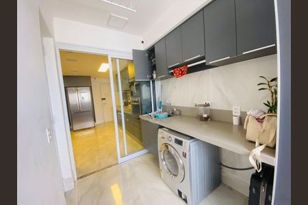 Apartamento à venda com 165m², 3 quartos e 3 vagas