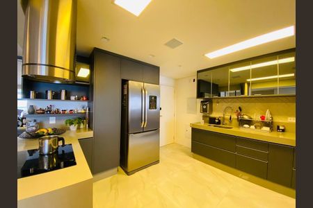 Apartamento à venda com 165m², 3 quartos e 3 vagas
