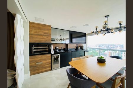 Apartamento à venda com 165m², 3 quartos e 3 vagas