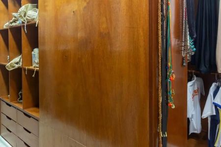 Apartamento à venda com 369m², 4 quartos e 5 vagas