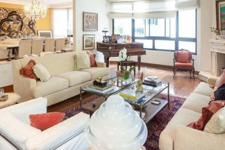 Apartamento à venda com 4 quartos, 369m² em Real Parque, São Paulo