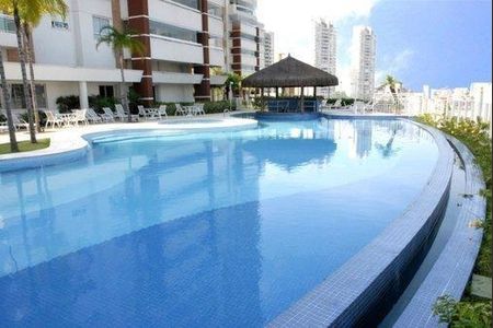 Apartamento à venda com 261m², 4 quartos e 4 vagas