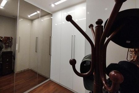 Apartamento à venda com 294m², 4 quartos e 4 vagas