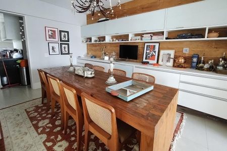 Apartamento à venda com 294m², 4 quartos e 4 vagas