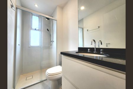 Apartamento à venda com 181m², 3 quartos e 3 vagasBanheiro da Suíte 1