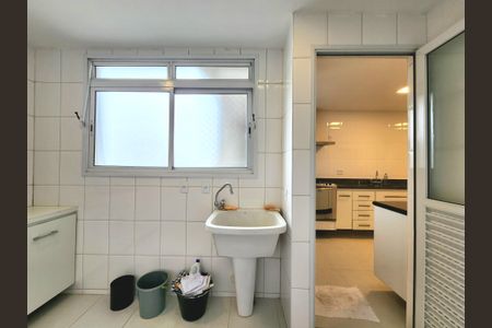 Apartamento à venda com 181m², 3 quartos e 3 vagasÁrea de Serviço