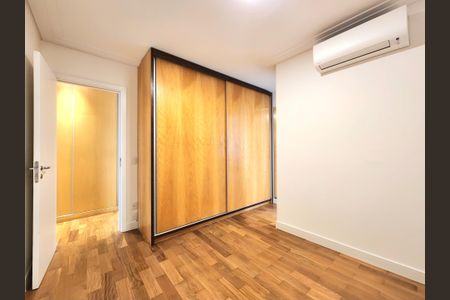 Apartamento à venda com 181m², 3 quartos e 3 vagasSuíte 2