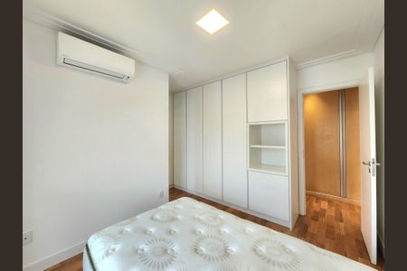 Apartamento à venda com 181m², 3 quartos e 3 vagasSuíte 1
