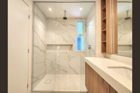 Apartamento à venda com 181m², 3 quartos e 3 vagasBanheiro da Suíte 3