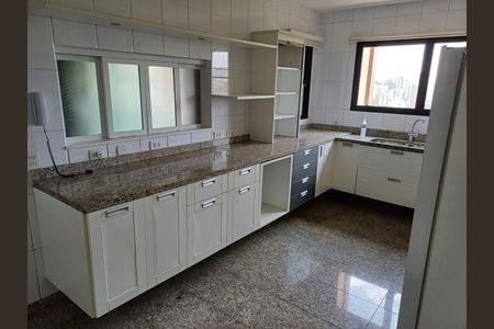 Apartamento à venda com 386m², 4 quartos e 6 vagas