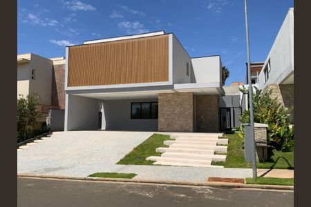 Casa de condomínio à venda com 550m², 4 quartos e 3 vagas