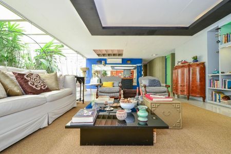 Casa à venda com 3 quartos, 367m² em Brooklin, São Paulo