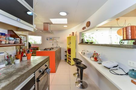 Casa à venda com 367m², 3 quartos e 4 vagas