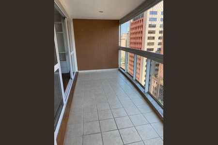 Apartamento à venda com 125m², 2 quartos e 3 vagas