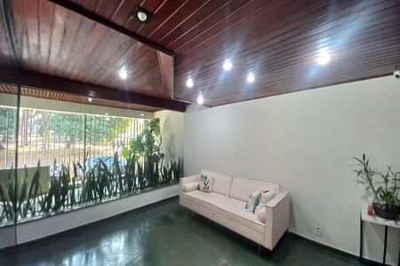 Apartamento à venda com 42m², 1 quarto e sem vaga Apartamento à venda com 42m², 1 quarto e sem vagaHall de Entrada