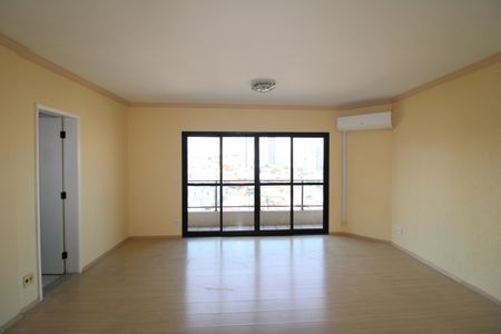 Sala de apartamento para alugar com 3 quartos, 129m² em Vila Ester (zona Norte), São Paulo