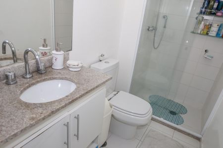 Apartamento à venda com 60m², 2 quartos e 2 vagasBanheiro da Suíte