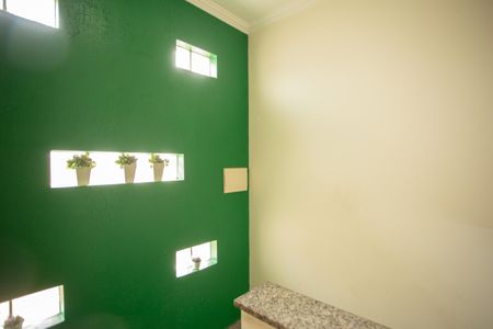 Casa à venda com 660m², 4 quartos e 4 vagas Casa à venda com 660m², 4 quartos e 4 vagasCorredor