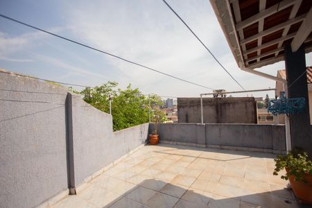 Casa à venda com 660m², 4 quartos e 4 vagas Casa à venda com 660m², 4 quartos e 4 vagasSuíte 2 Varanda