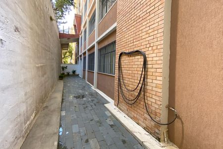Apartamento à venda com 157m², 4 quartos e sem vaga Apartamento à venda com 157m², 4 quartos e sem vagaVaranda