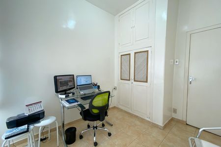 Apartamento à venda com 157m², 4 quartos e sem vaga Apartamento à venda com 157m², 4 quartos e sem vagaQuarto 3