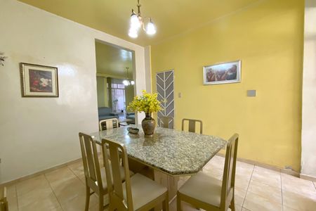 Apartamento à venda com 157m², 4 quartos e sem vaga Apartamento à venda com 157m², 4 quartos e sem vagaSala de Jantar