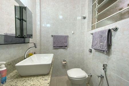 Apartamento à venda com 157m², 4 quartos e sem vaga Apartamento à venda com 157m², 4 quartos e sem vagaBanheiro da Suíte