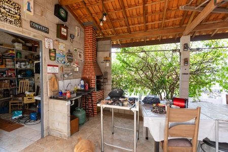 Casa à venda com 261m², 5 quartos e 3 vagasQuintal/Churrasqueira