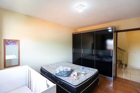 Casa à venda com 261m², 5 quartos e 3 vagasQuarto 2