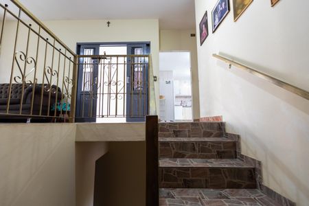 Casa à venda com 261m², 5 quartos e 3 vagasEntrada da Casa