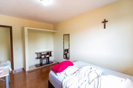 Casa à venda com 261m², 5 quartos e 3 vagasQuarto 4