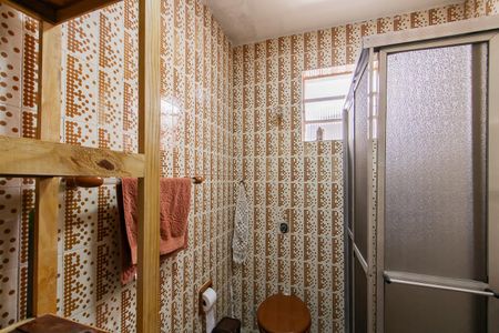 Casa à venda com 151m², 3 quartos e 1 vaga Casa à venda com 151m², 3 quartos e 1 vagaBanheiro